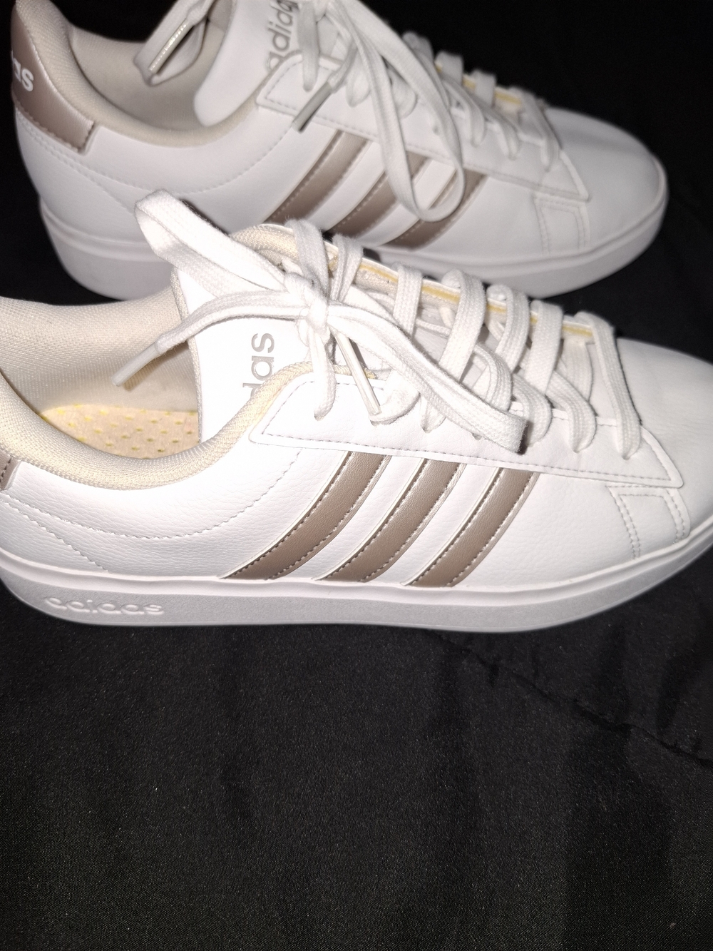 Size 7.5 - Adidas CF Advantage White Grey Metallic W